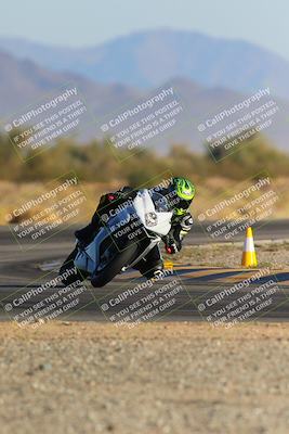 media/Dec-09-2023-SoCal Trackdays (Sat) [[76a8ac2686]]/Turn 15 Set 1 (230pm)/